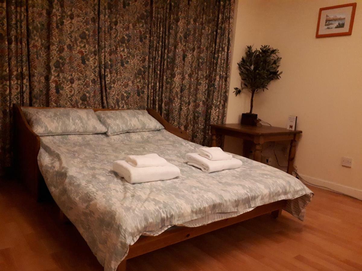 Central & Stylish 3 Bedroom, 2 Bath, Free Parking 에든버러 외부 사진