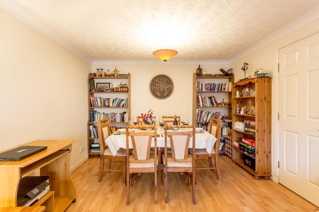 Central & Stylish 3 Bedroom, 2 Bath, Free Parking 에든버러 외부 사진