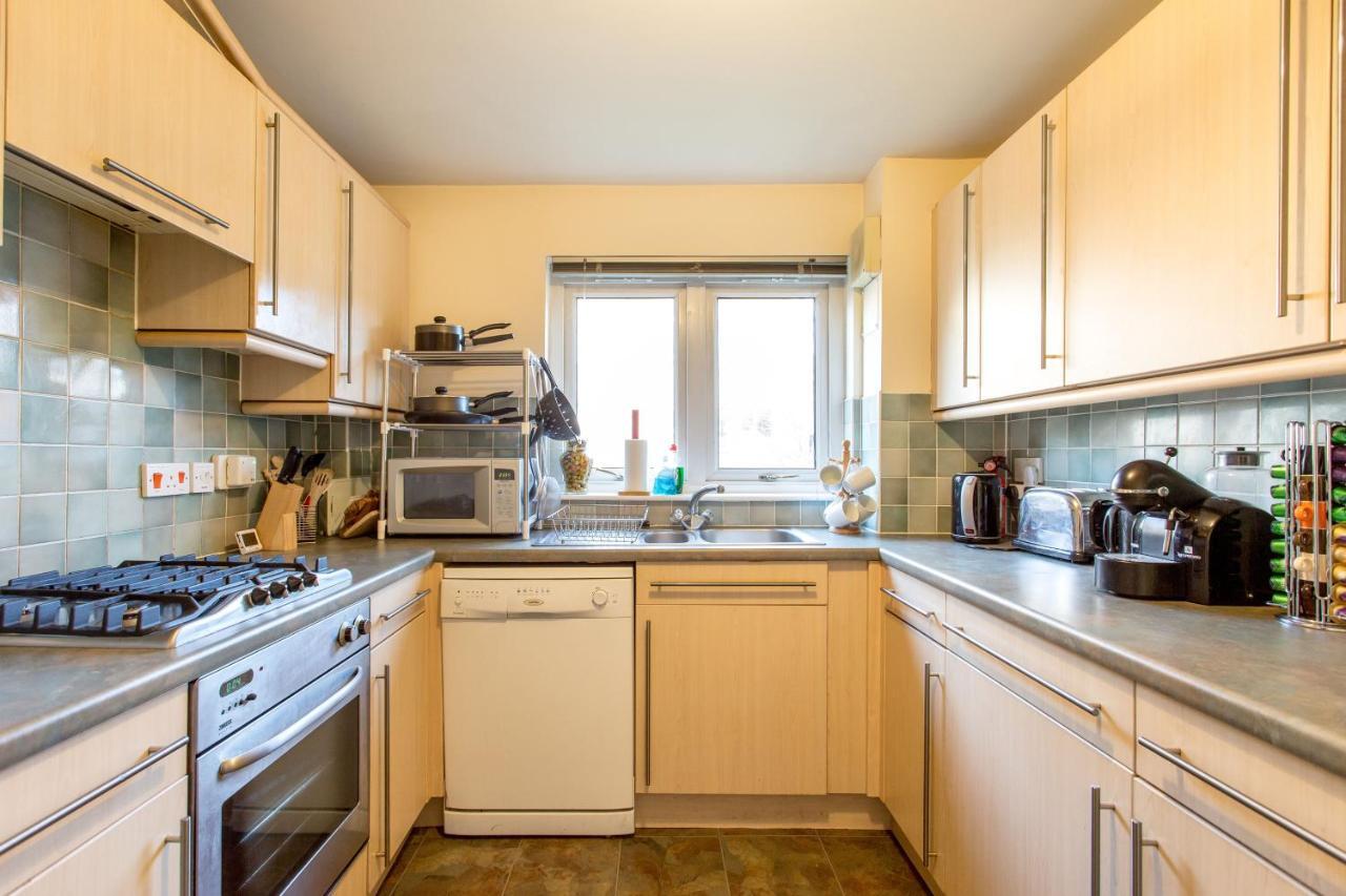 Central & Stylish 3 Bedroom, 2 Bath, Free Parking 에든버러 외부 사진