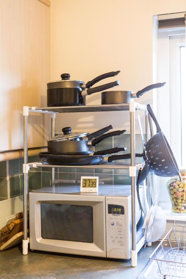 Central & Stylish 3 Bedroom, 2 Bath, Free Parking 에든버러 외부 사진