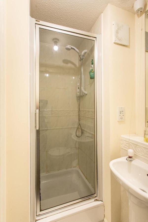 Central & Stylish 3 Bedroom, 2 Bath, Free Parking 에든버러 외부 사진